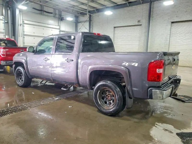 2011 CHEVROLET SILVERADO K1500 LT  