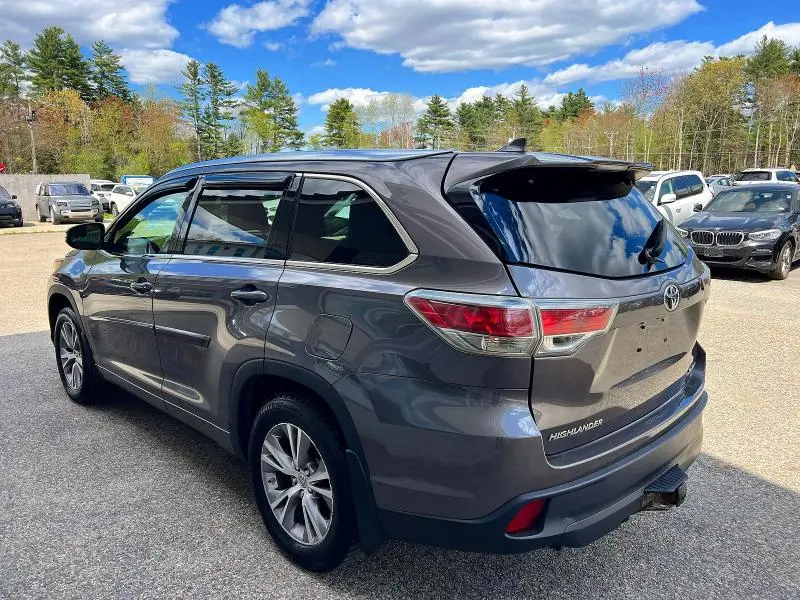 2014 TOYOTA HIGHLANDER XLE  