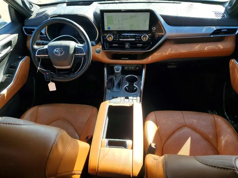 2023 TOYOTA HIGHLANDER PLATINUM  