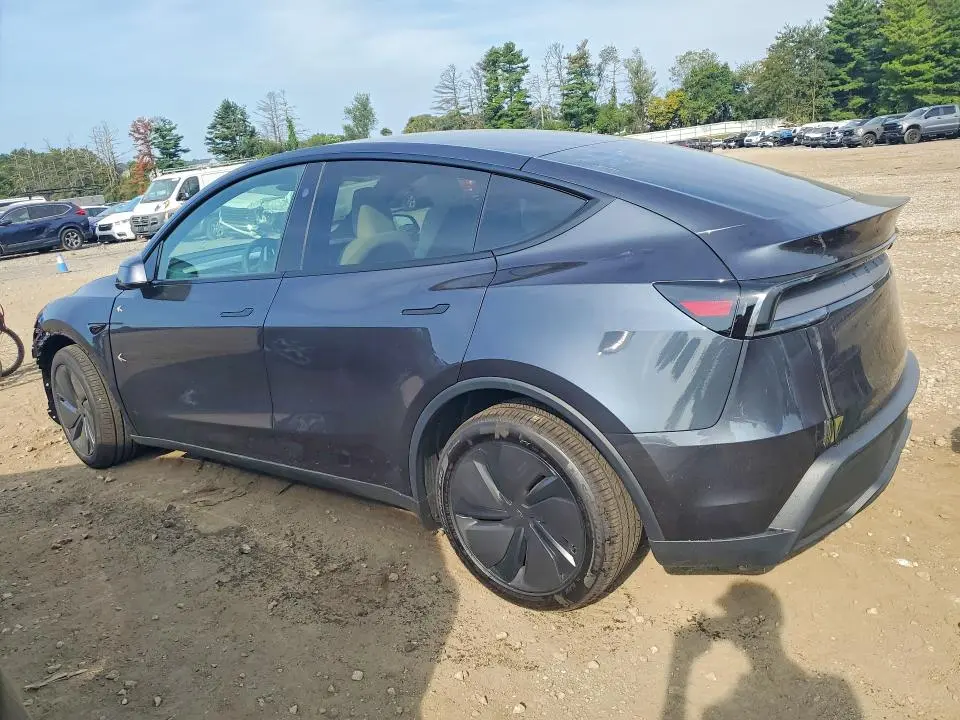 2026 TESLA MODEL Y   