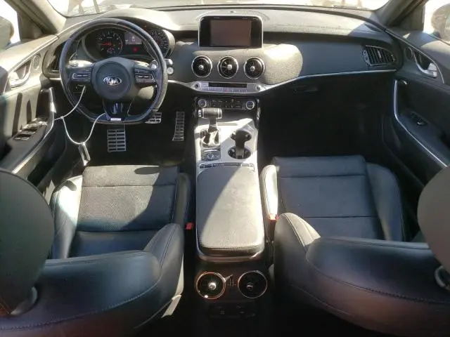 2019 KIA STINGER GT  