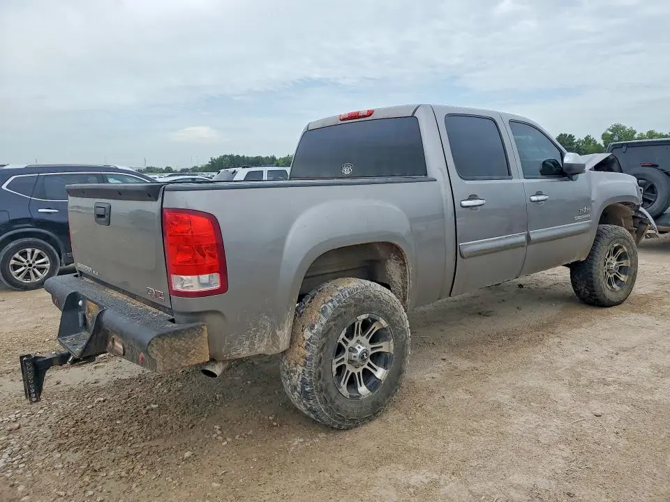 2013 GMC SIERRA C1500 SLE  