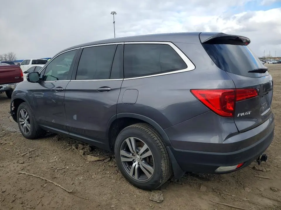2017 HONDA PILOT EX  