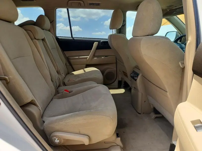 2010 TOYOTA HIGHLANDER BASE  