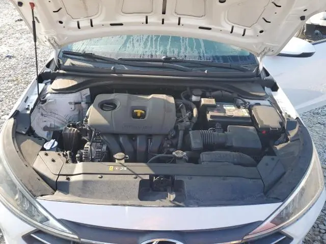 2020 HYUNDAI ELANTRA SE  