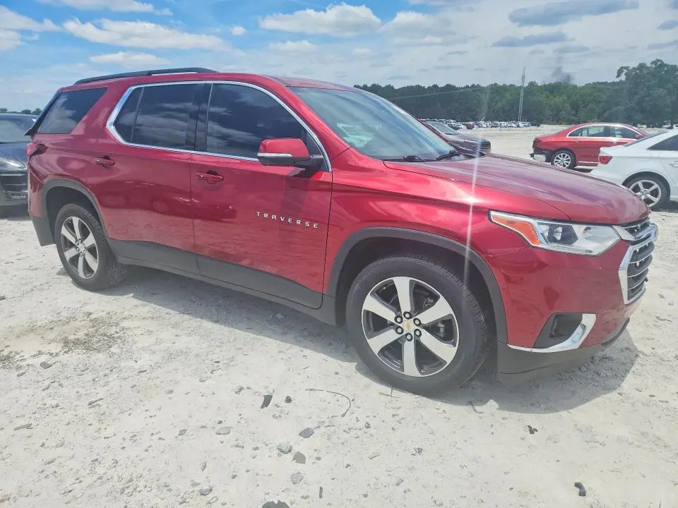 2021 CHEVROLET TRAVERSE LT  