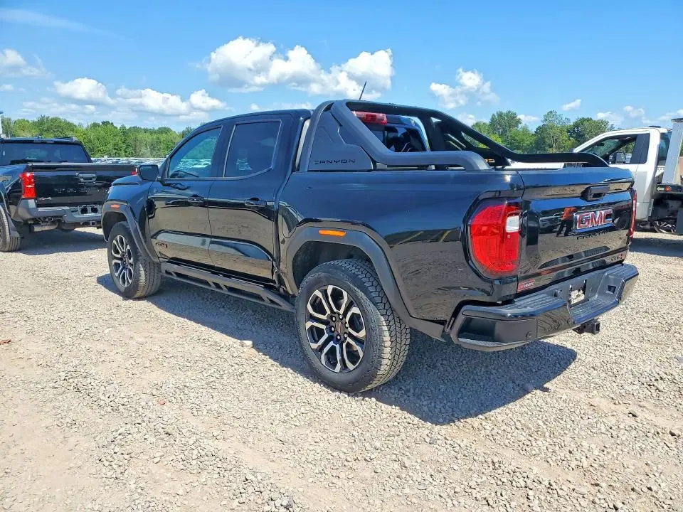 2025 GMC CANYON AT4  