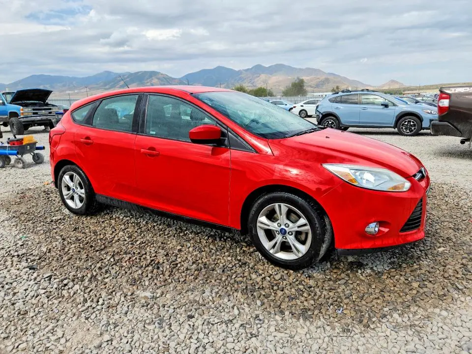 2012 FORD FOCUS SE  