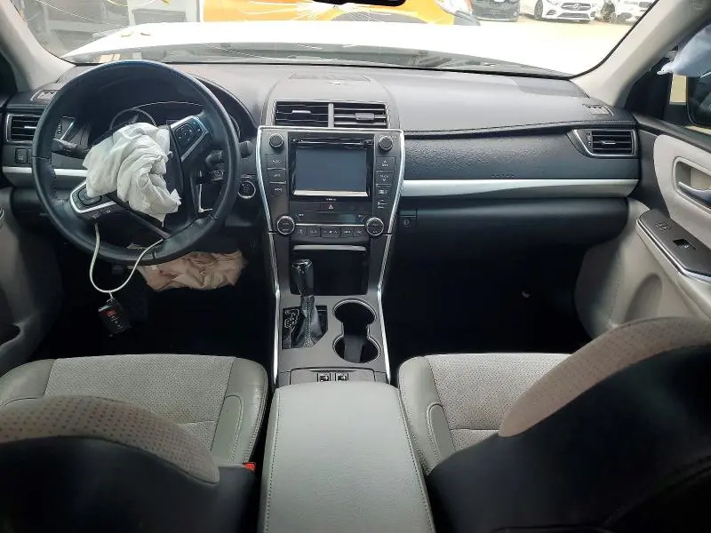 2016 TOYOTA CAMRY XSE  