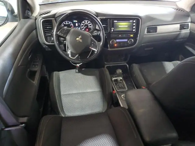 2017 MITSUBISHI OUTLANDER SE  