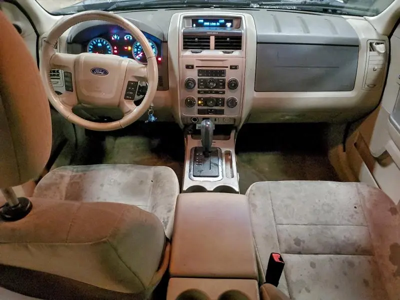 2010 FORD ESCAPE XLT  