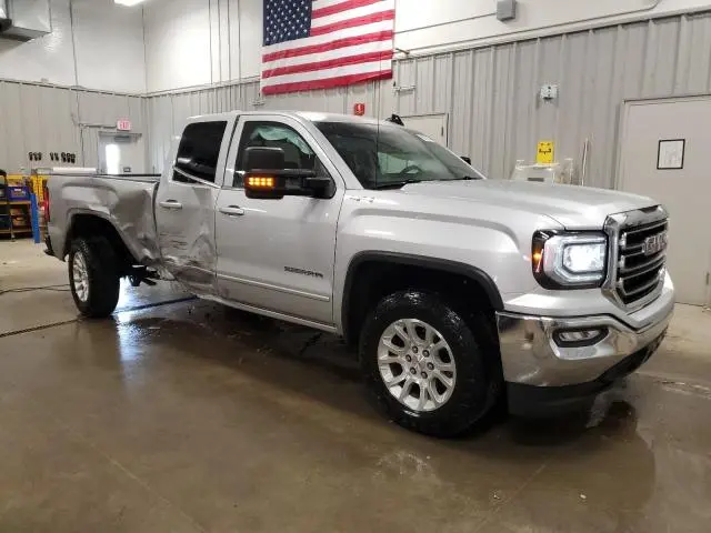 2017 GMC SIERRA K1500 SLE  