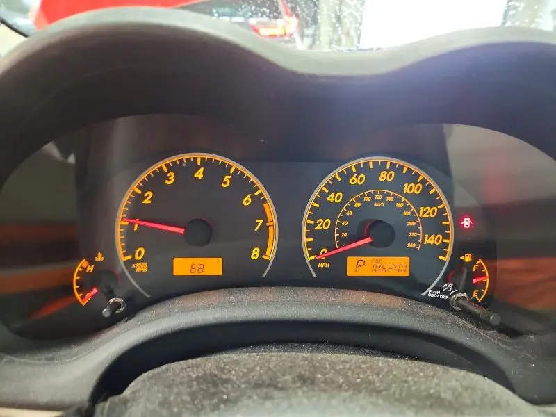 2011 TOYOTA COROLLA LE  