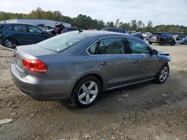 2013 VOLKSWAGEN PASSAT SE