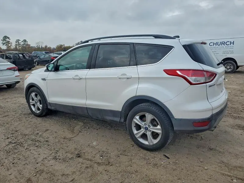 2016 FORD ESCAPE SE  