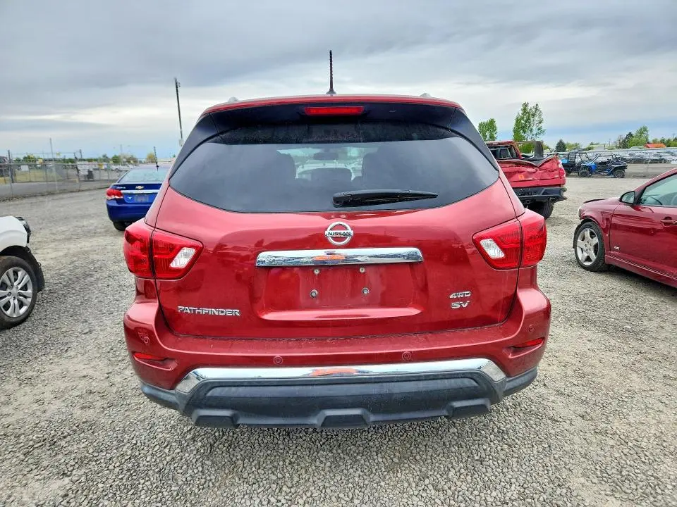2017 NISSAN PATHFINDER SV  