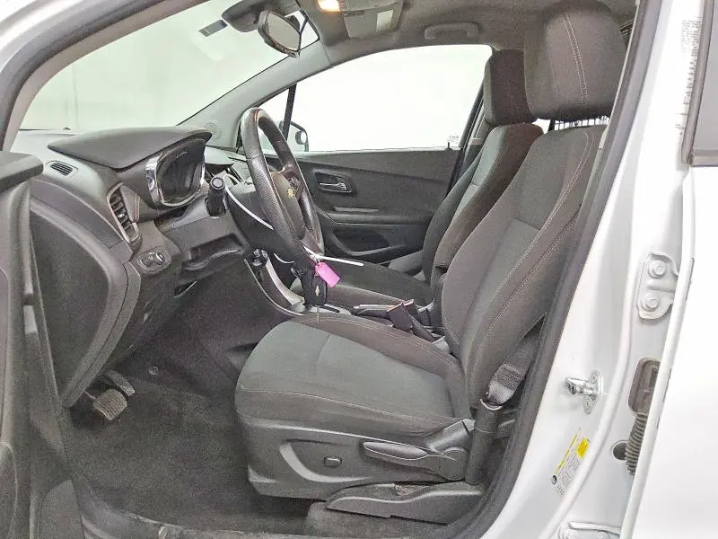 2021 CHEVROLET TRAX LS  