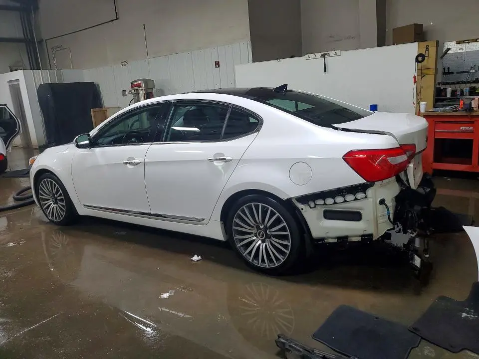 2016 KIA CADENZA LUXURY  