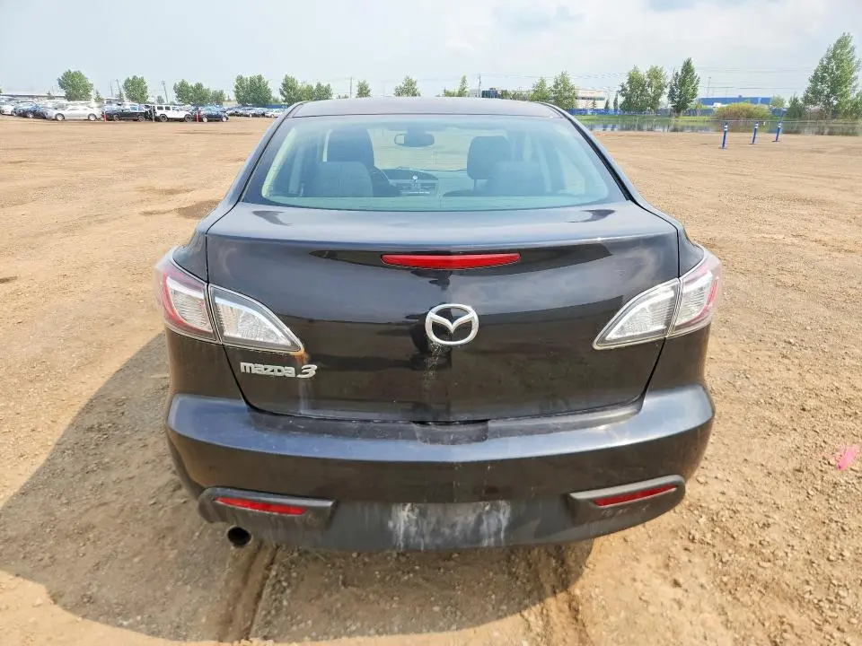2010 MAZDA 3 I  