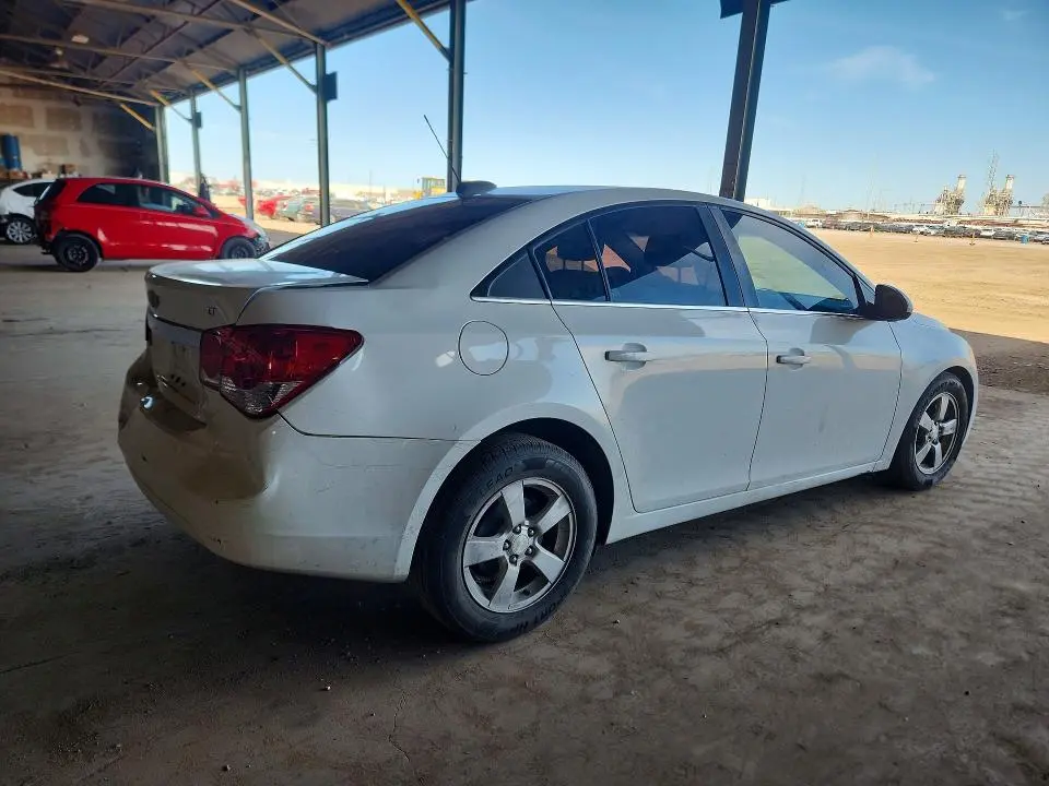 2015 CHEVROLET CRUZE LT  