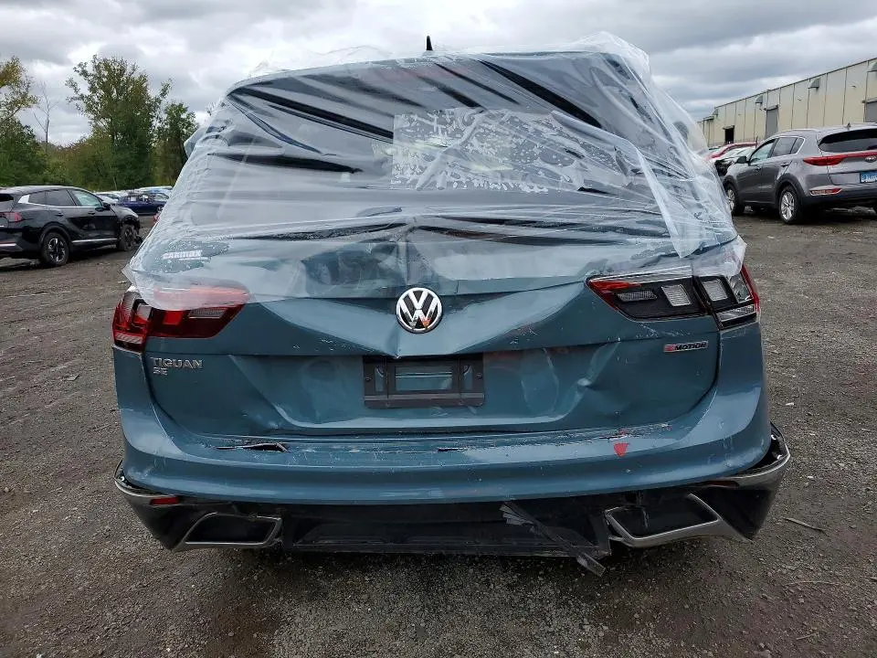 2020 VOLKSWAGEN TIGUAN SE  
