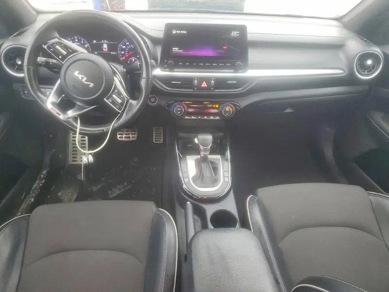 2022 KIA FORTE GT LINE  