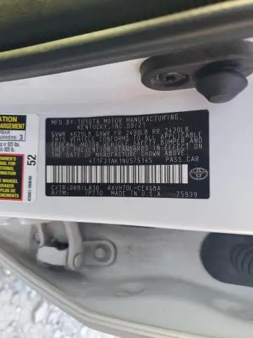 2022 TOYOTA CAMRY XLE  