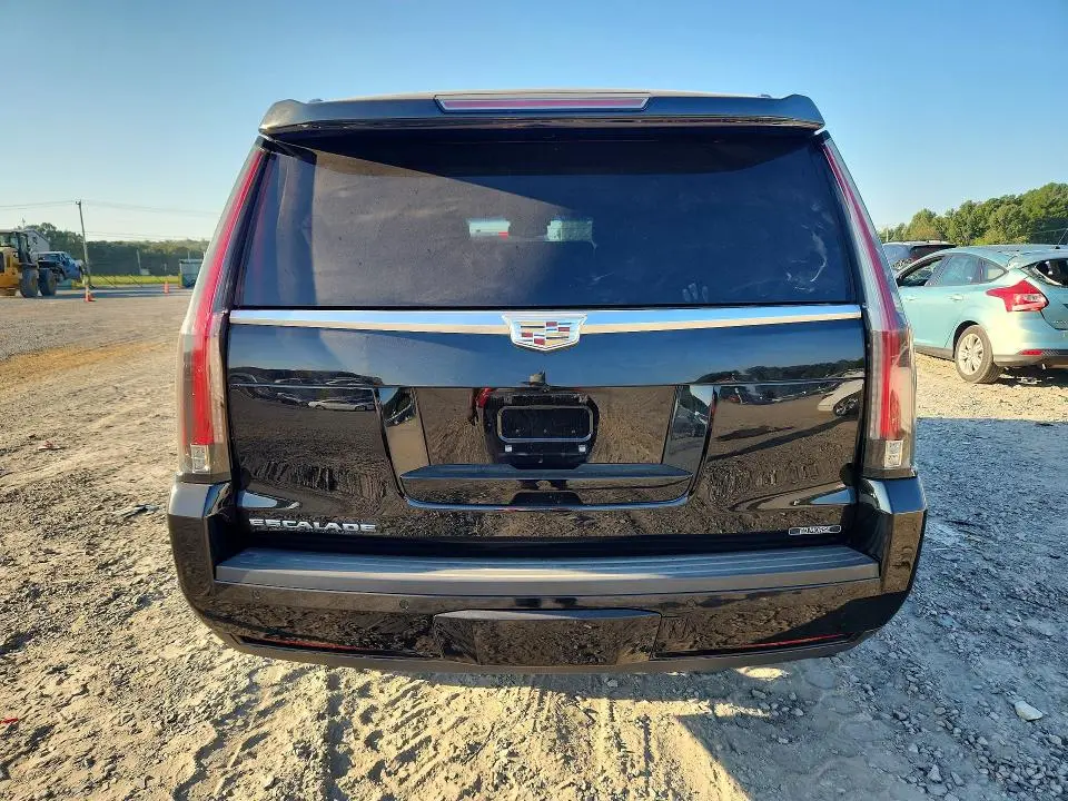 2018 CADILLAC ESCALADE   