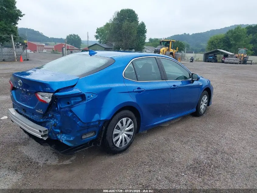 2020 TOYOTA CAMRY LE HYBRID