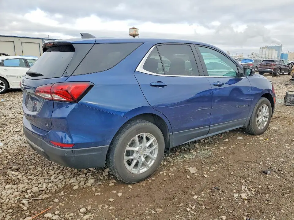 2022 CHEVROLET EQUINOX LT  