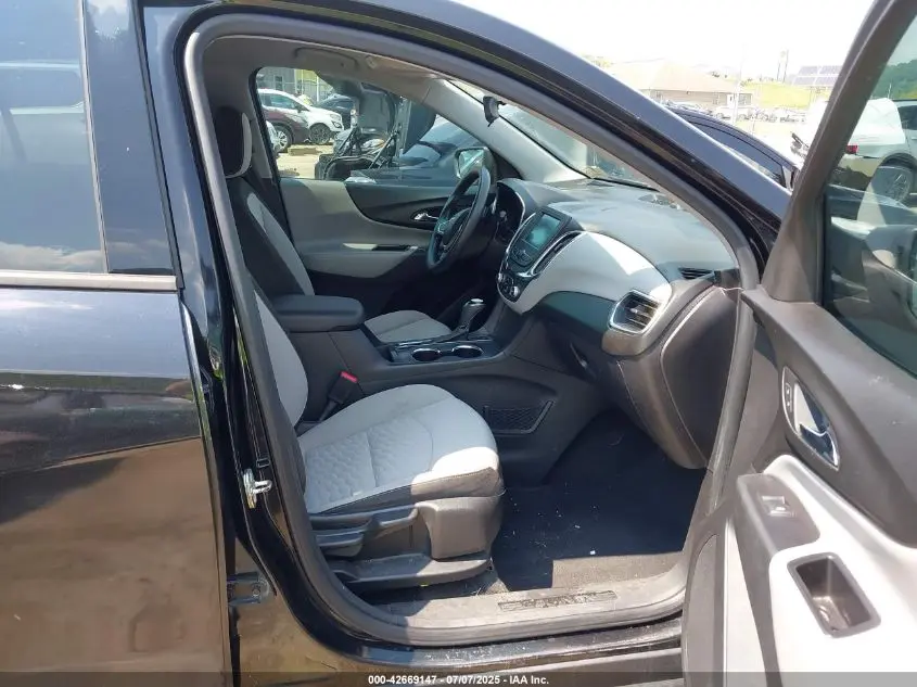 2018 CHEVROLET EQUINOX LS