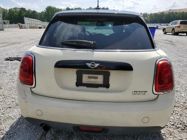 2016 MINI COOPER 