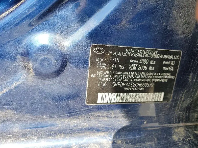 2016 HYUNDAI ELANTRA SE  