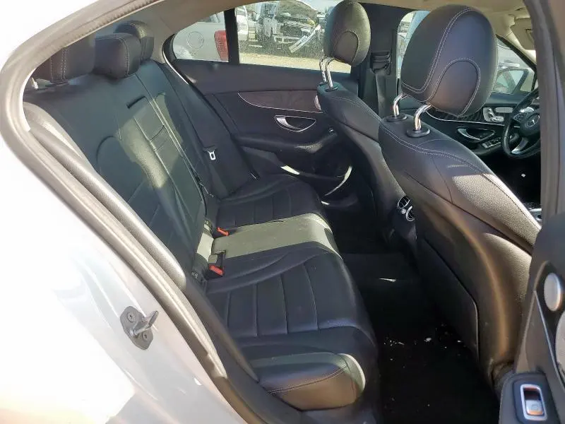 2016 MERCEDES-BENZ C 300  