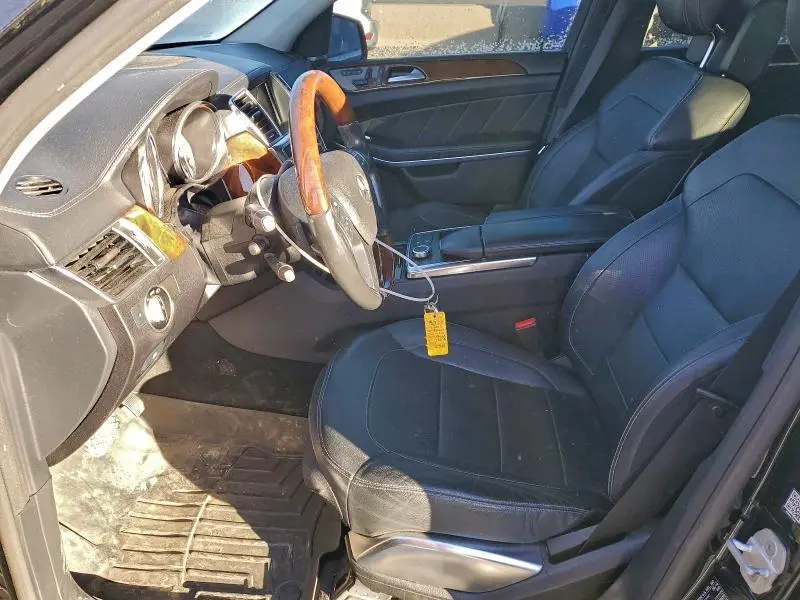 2015 MERCEDES-BENZ GL 550 4MATIC  