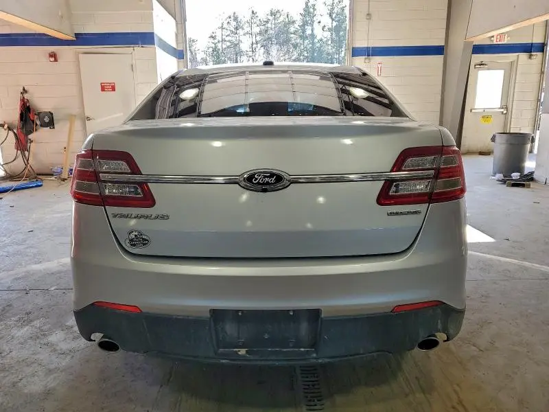 2016 FORD TAURUS SE  
