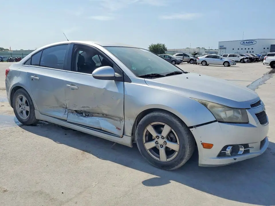 2014 CHEVROLET CRUZE LT  