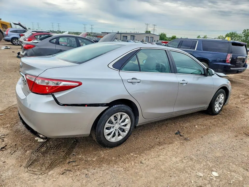 2017 TOYOTA CAMRY LE  