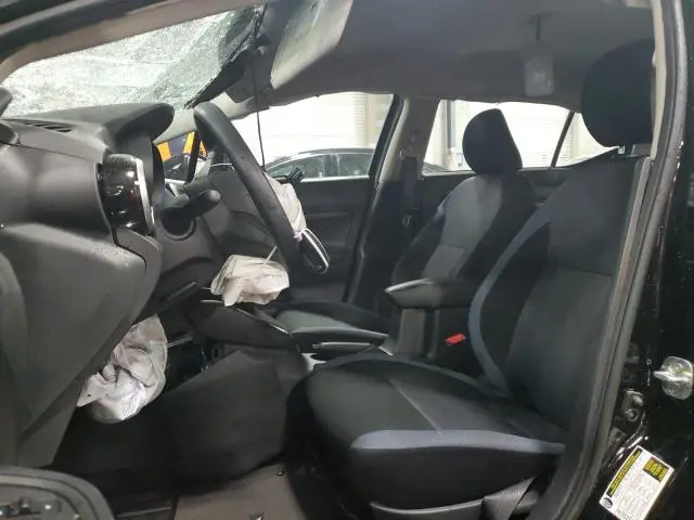 2024 NISSAN VERSA SV  