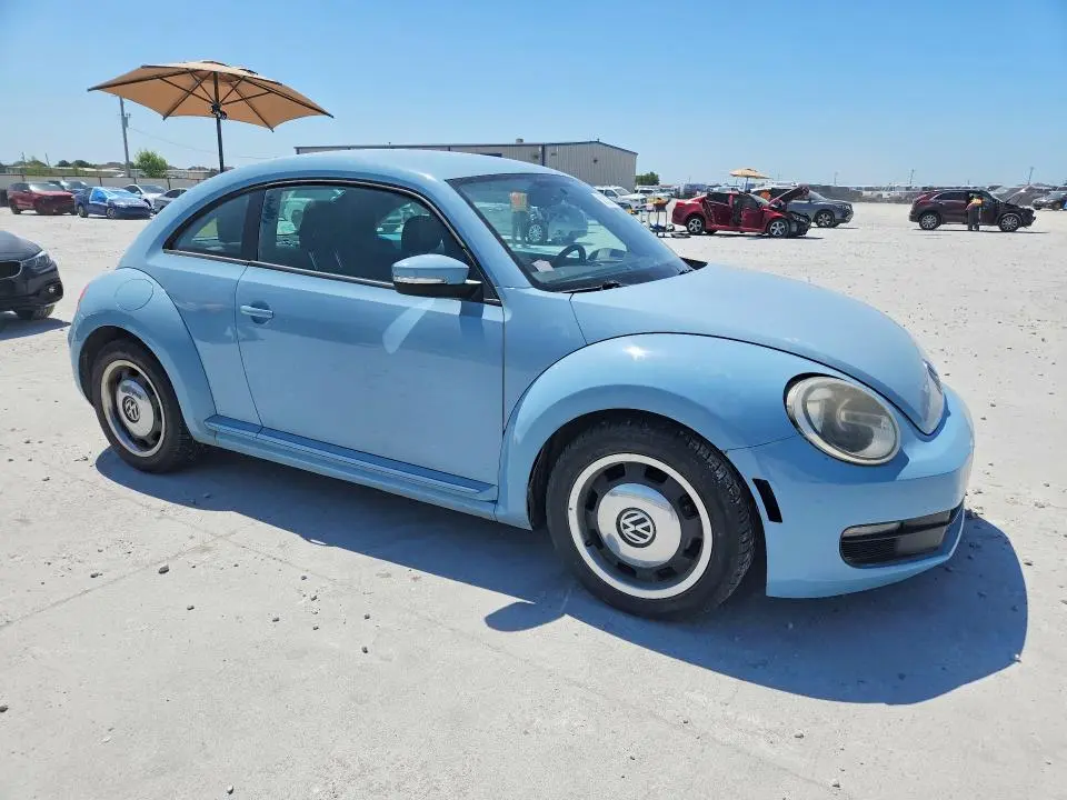 2012 VOLKSWAGEN BEETLE   
