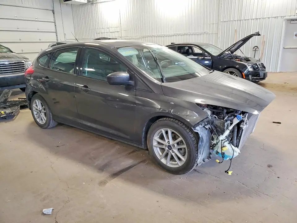 2018 FORD FOCUS SE  