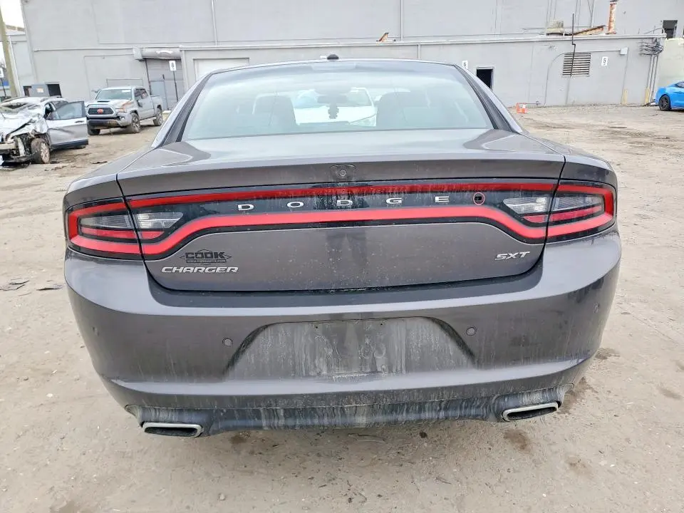 2018 DODGE CHARGER SXT  