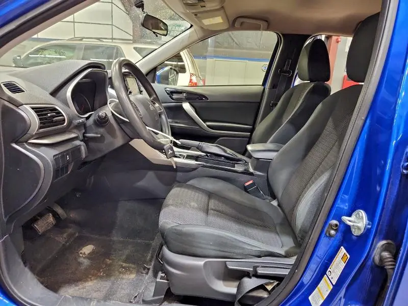 2018 MITSUBISHI ECLIPSE CROSS ES  