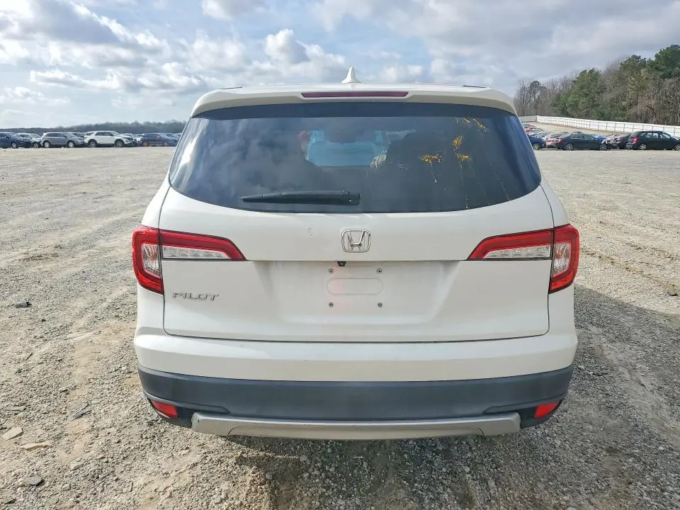 2019 HONDA PILOT EX  
