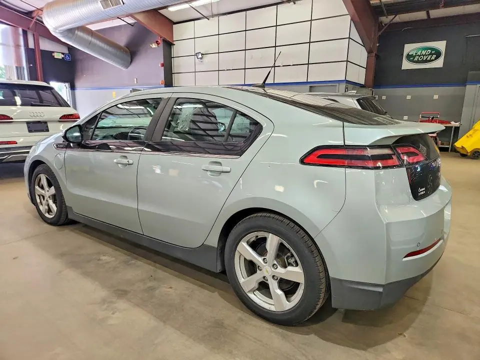 2011 CHEVROLET VOLT   