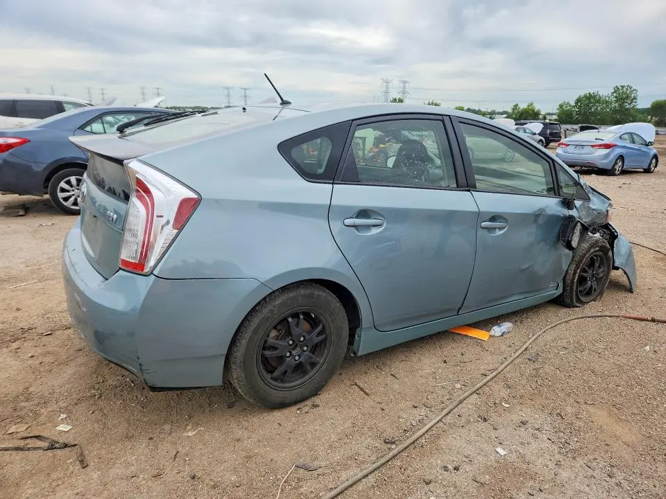 2014 TOYOTA PRIUS TWO  