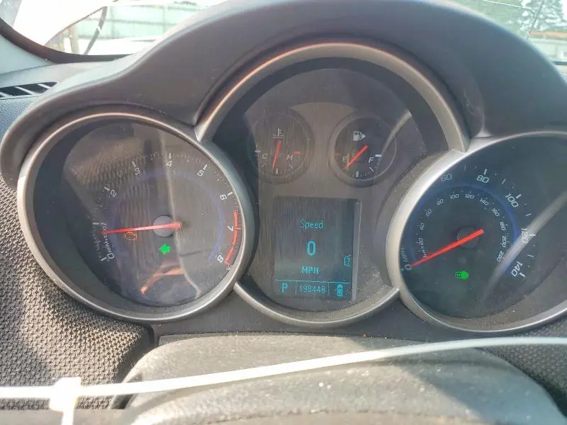 2011 CHEVROLET CRUZE LT  