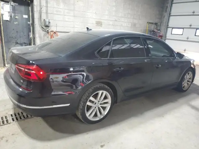 2019 VOLKSWAGEN PASSAT WOLFSBURG  