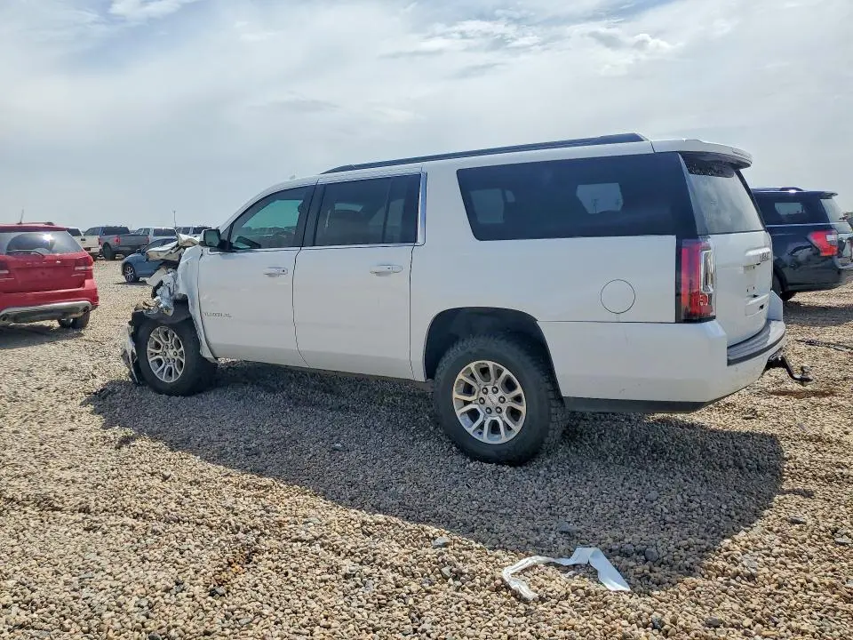 2017 GMC YUKON XL K1500 SLT  