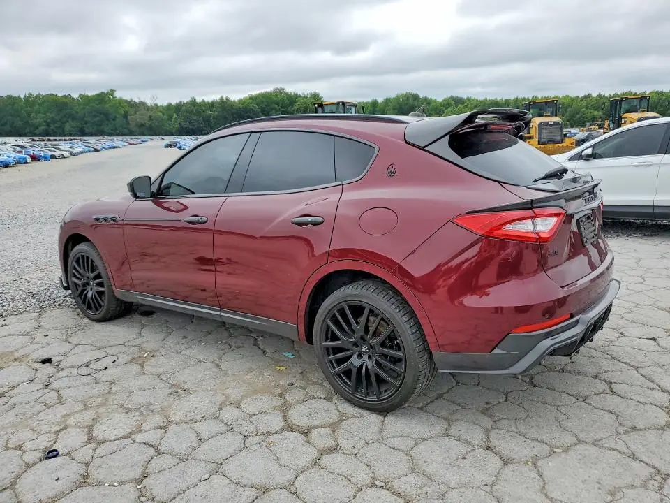2017 MASERATI LEVANTE S SPORT  
